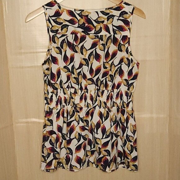 Banana Republic Silky Leaf Print Cream Navy Top Small - Picture 2 of 6